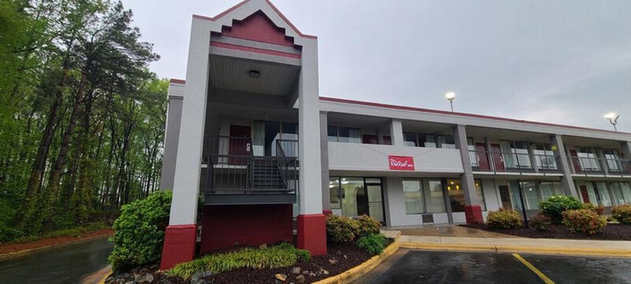 Red Roof Inn Charlotte - Airport Dış mekan fotoğraf