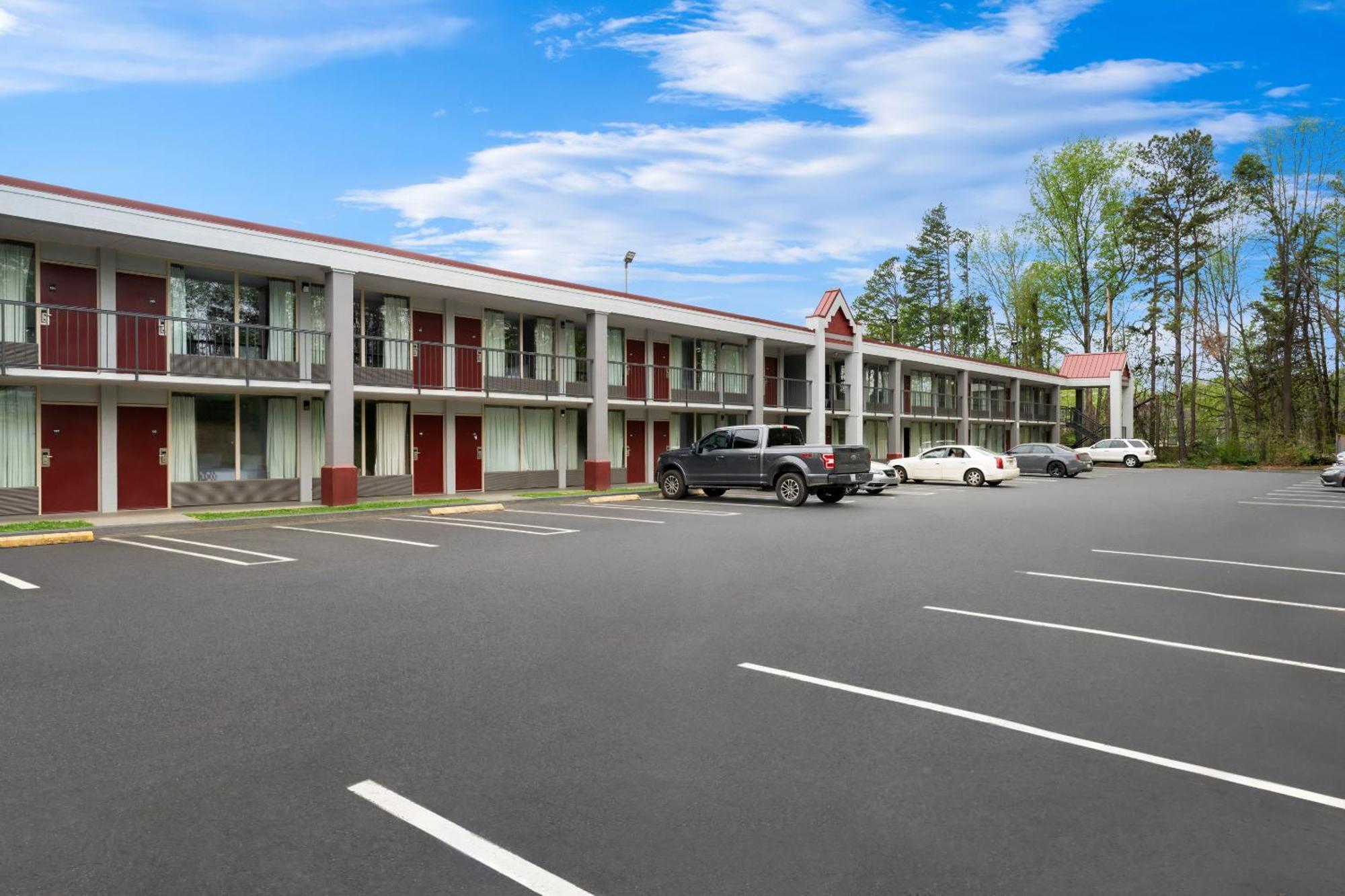 Red Roof Inn Charlotte - Airport Dış mekan fotoğraf