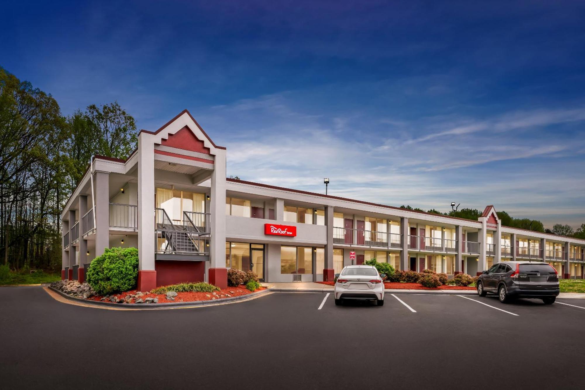 Red Roof Inn Charlotte - Airport Dış mekan fotoğraf