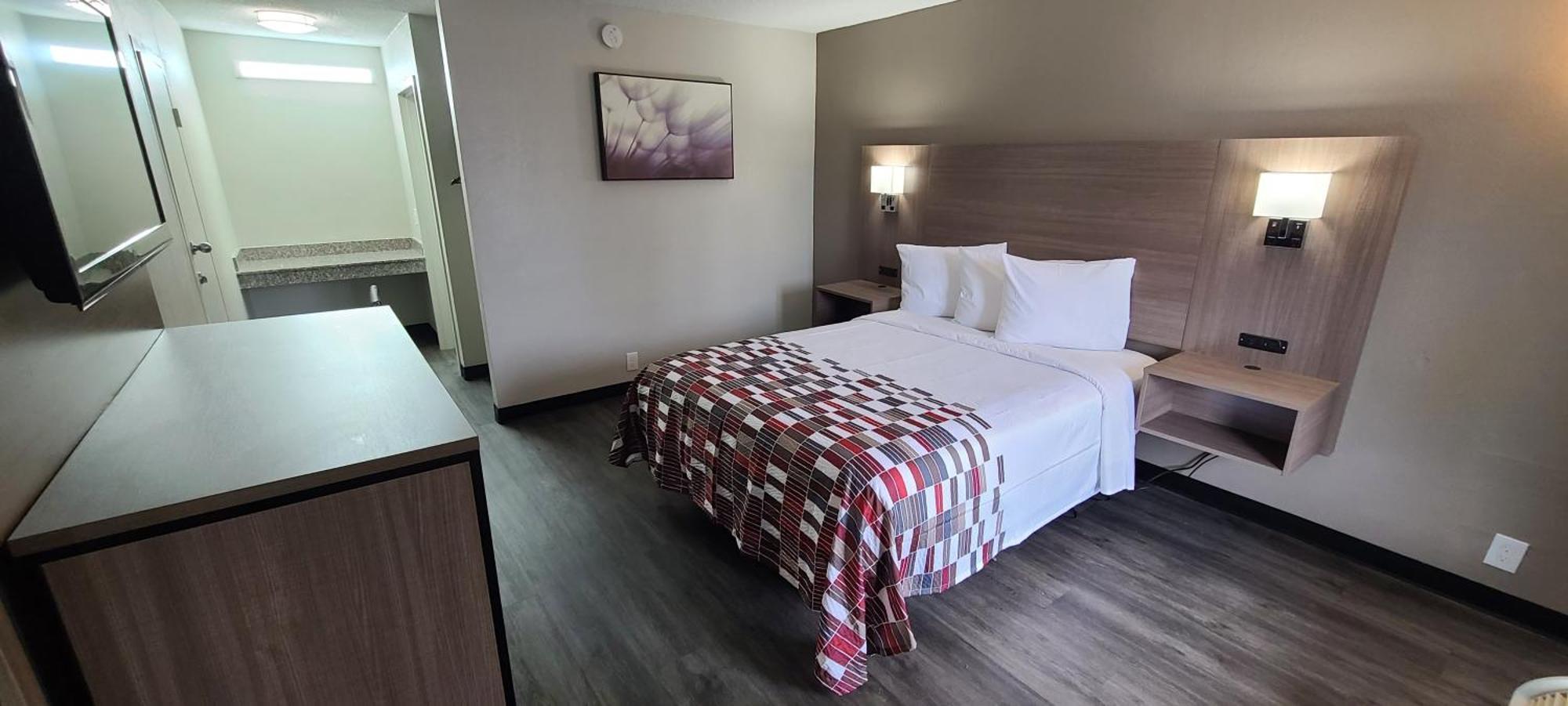 Red Roof Inn Charlotte - Airport Dış mekan fotoğraf